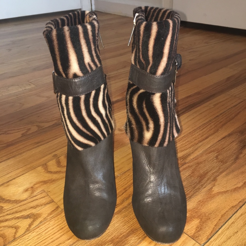 Donald J. Pliner Carmen Bootie, 6.5 W (US)